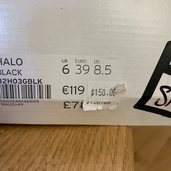 TOPSHOP Black & Gold Suede Booties - Picture 7 of 8